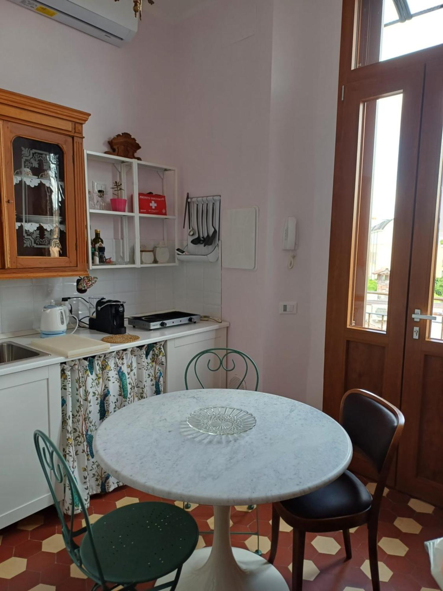 Casa Clara Apartment Cremona Bilik gambar